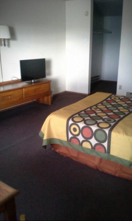 Super 8 By Wyndham Wells Hotell Rum bild